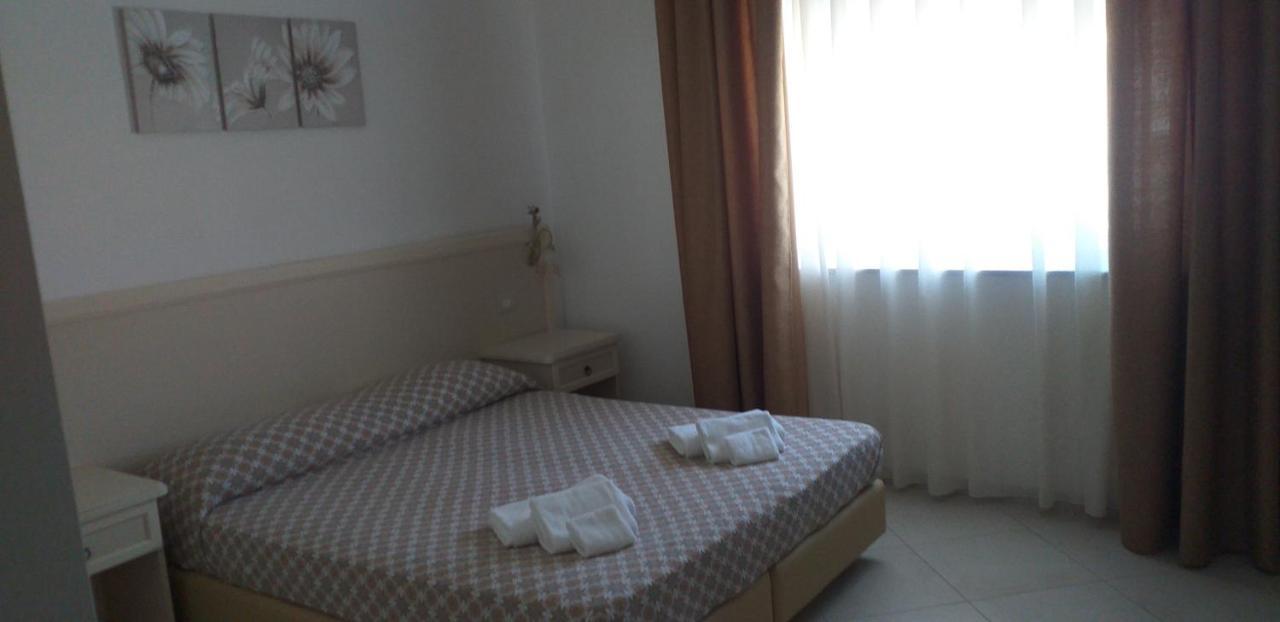 Afrodite Hotell Scalea Exteriör bild